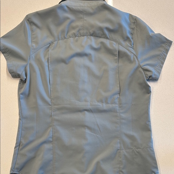 Columbia Women's Blouse - Gray - Picture 4 of 4